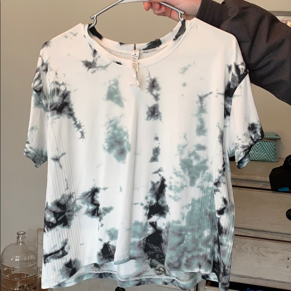 Lululemon Workout Top